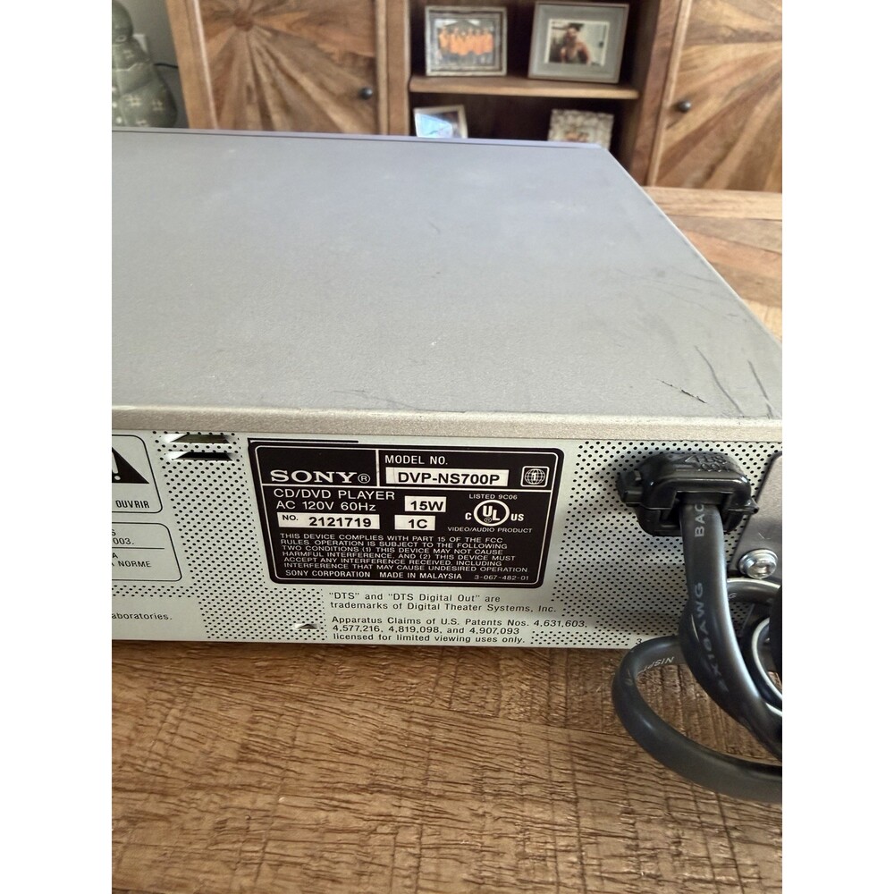 Sony DVP NS700P Progressive Scan DVD Player **No Remote - Picture 7 of 8